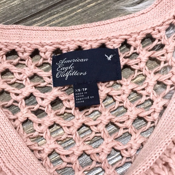 American Eagle | Open Knit 3/4 Sleeve Pink Sweater - Picture 4 of 6